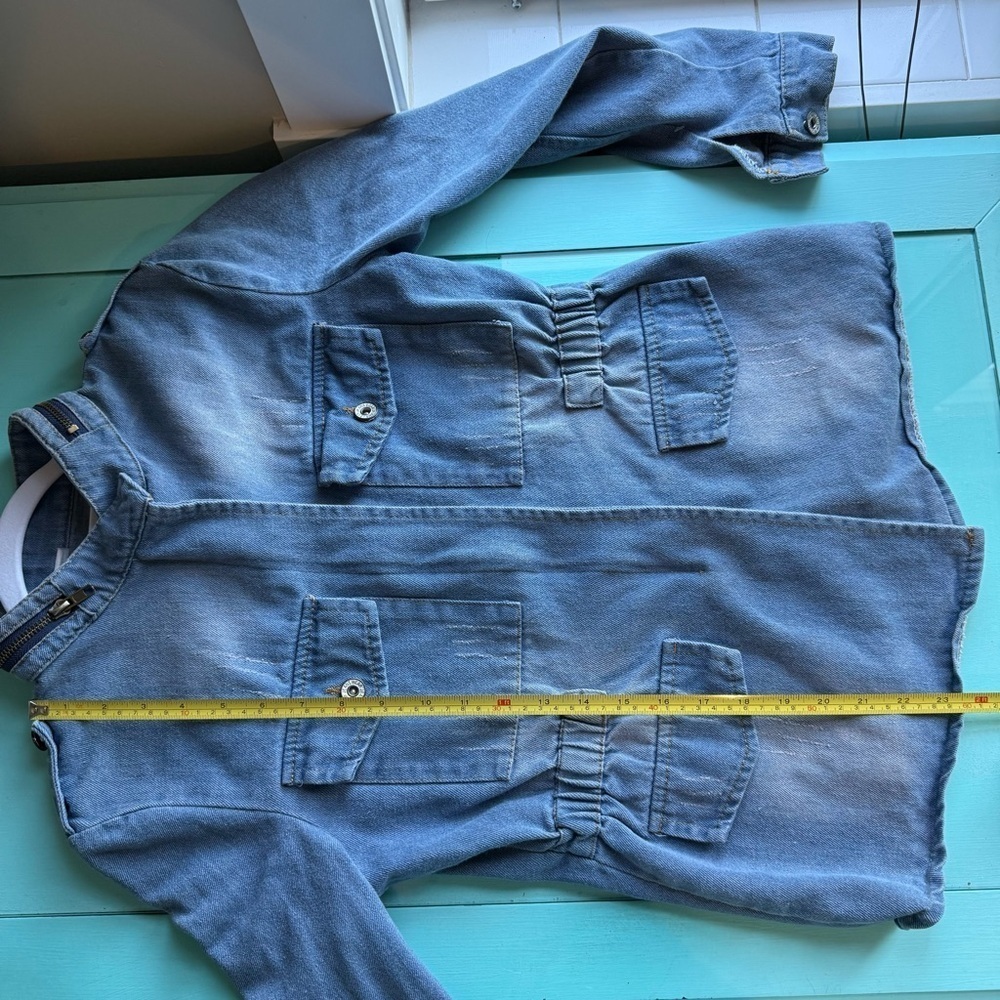 Source Unknown Distressd Blue Jean Jacket Size S or M Streetwear - Picture 4 of 12